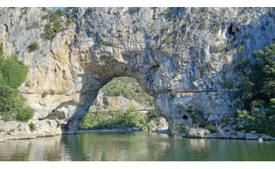 EXPLORATION de la VALLÉE de L’ARDÈCHE DE VALLON à SAINT-MARTIN - Relevé par Michel RAULET