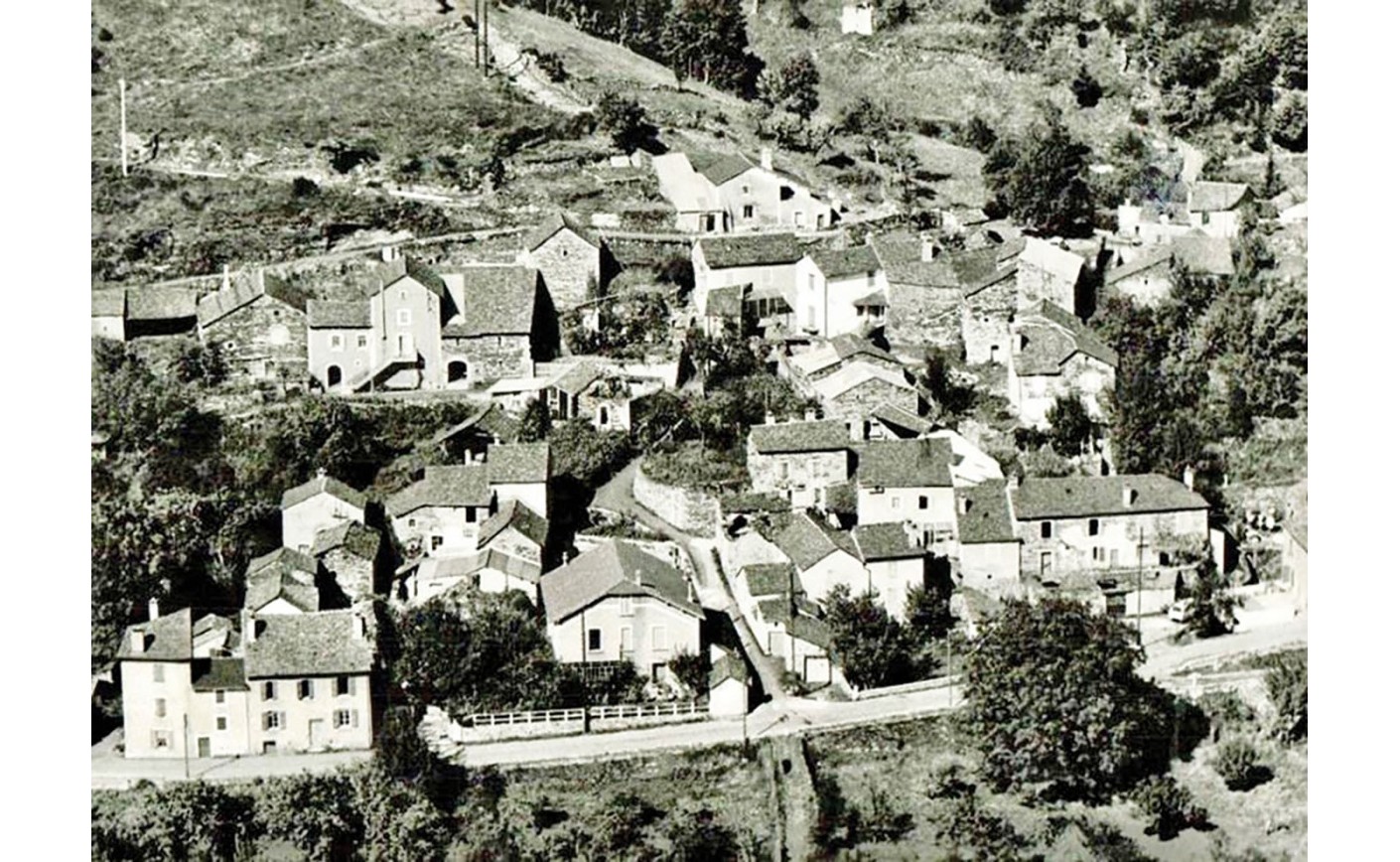 SUR LES PAS DES HUGUENOTS CHEMIN BARRE - VÉBRON Par Olivier POUJOL