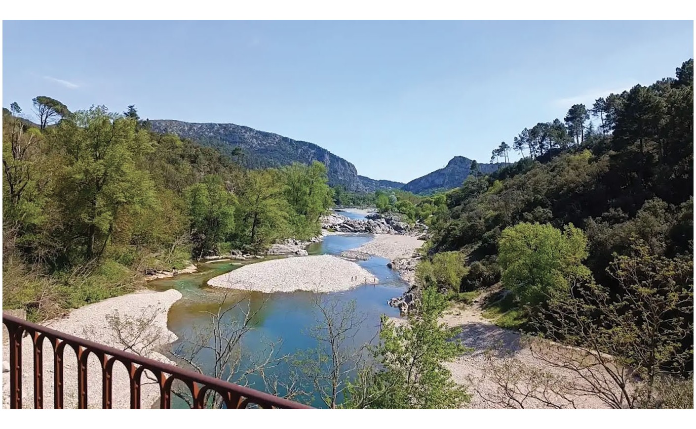Thoiras – Entre châteaux, vallées cévenoles et mémoire des grandes familles