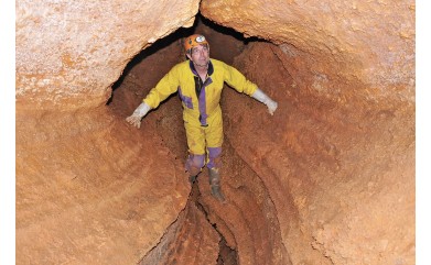 LA BAUME DE BRET À MONTCLUS - texte et photos par Michel Chabaud